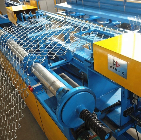 Μηχανή κατασκευής συρμάτινου πλέγματος φράχτη αλυσίδας